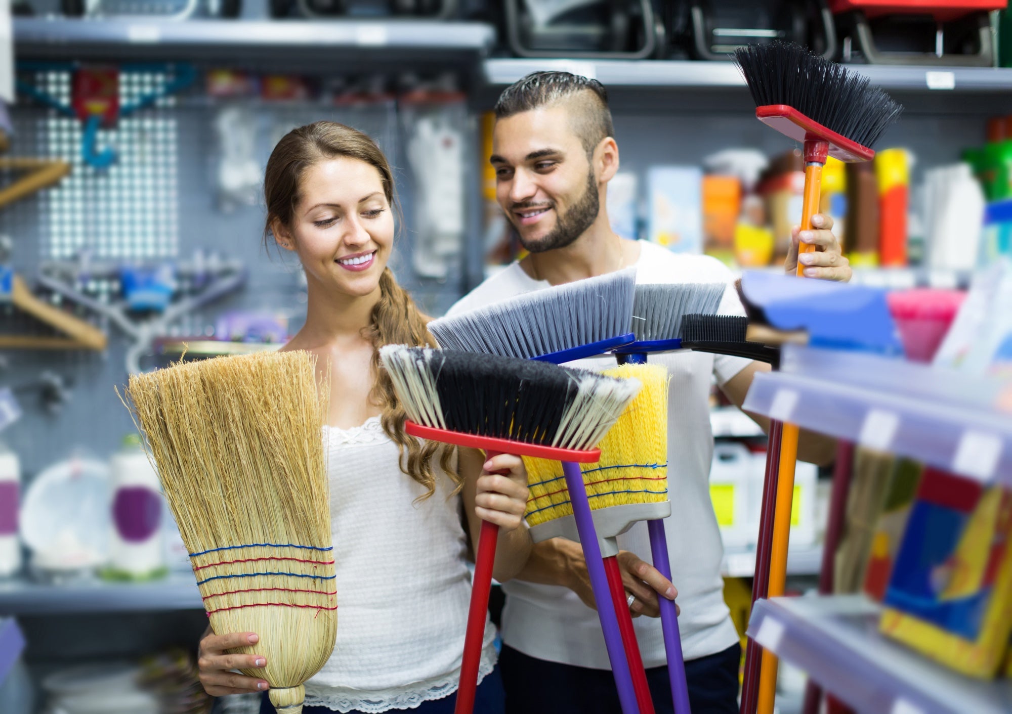 Choosing Local: The Benefits of Made-in-Pakistan Cleaning Tools