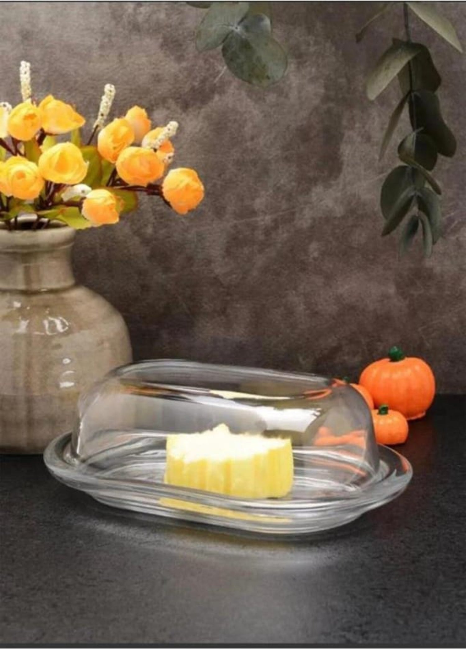 Zidello Acrylic Butter Dish – A sleek and stylish butter dish made of durable acrylic. Featuring a transparent design with a secure lid, it provides a practical and elegant storage solution for keeping butter fresh and easily accessible.



