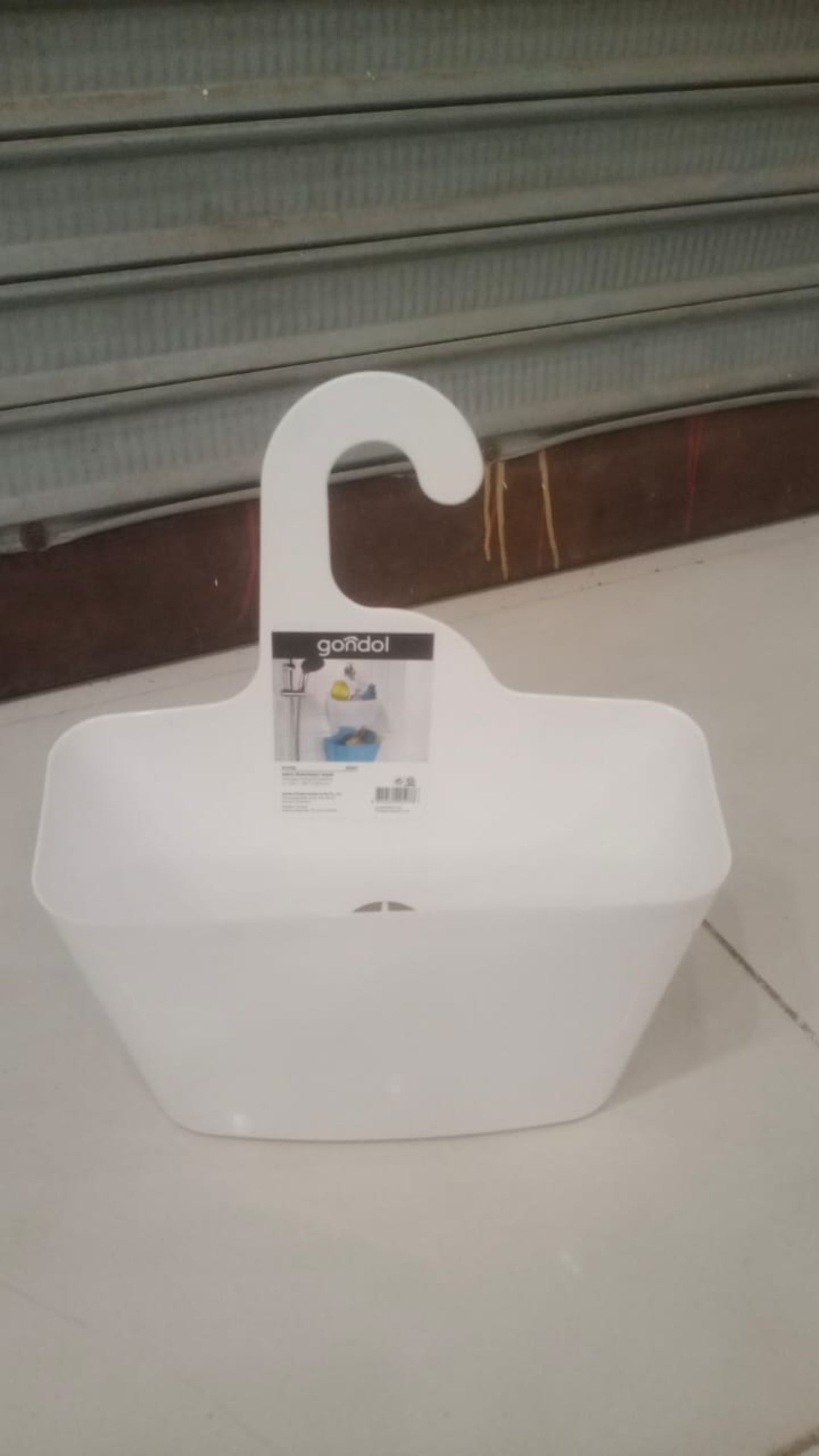 Zidello Hanging Bath Organizer Basket Gondol – A multi-compartment, space-saving storage basket designed to hang in the bathroom. Ideal for organizing toiletries and bath accessories, it maximizes space while keeping essentials neatly arranged and easily accessible.